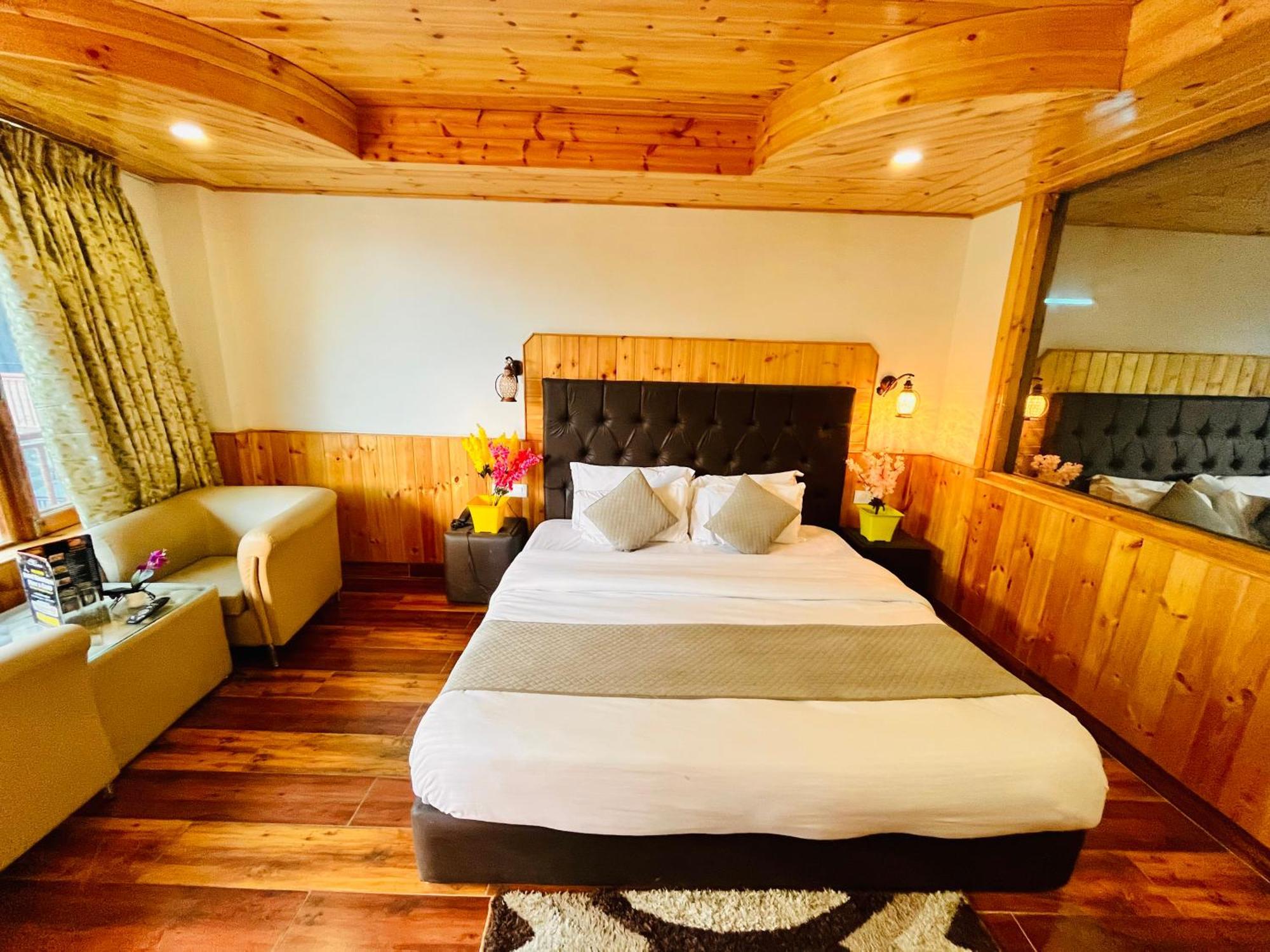 Himalayan Riverside Resort, Manali Manāli Exterior foto