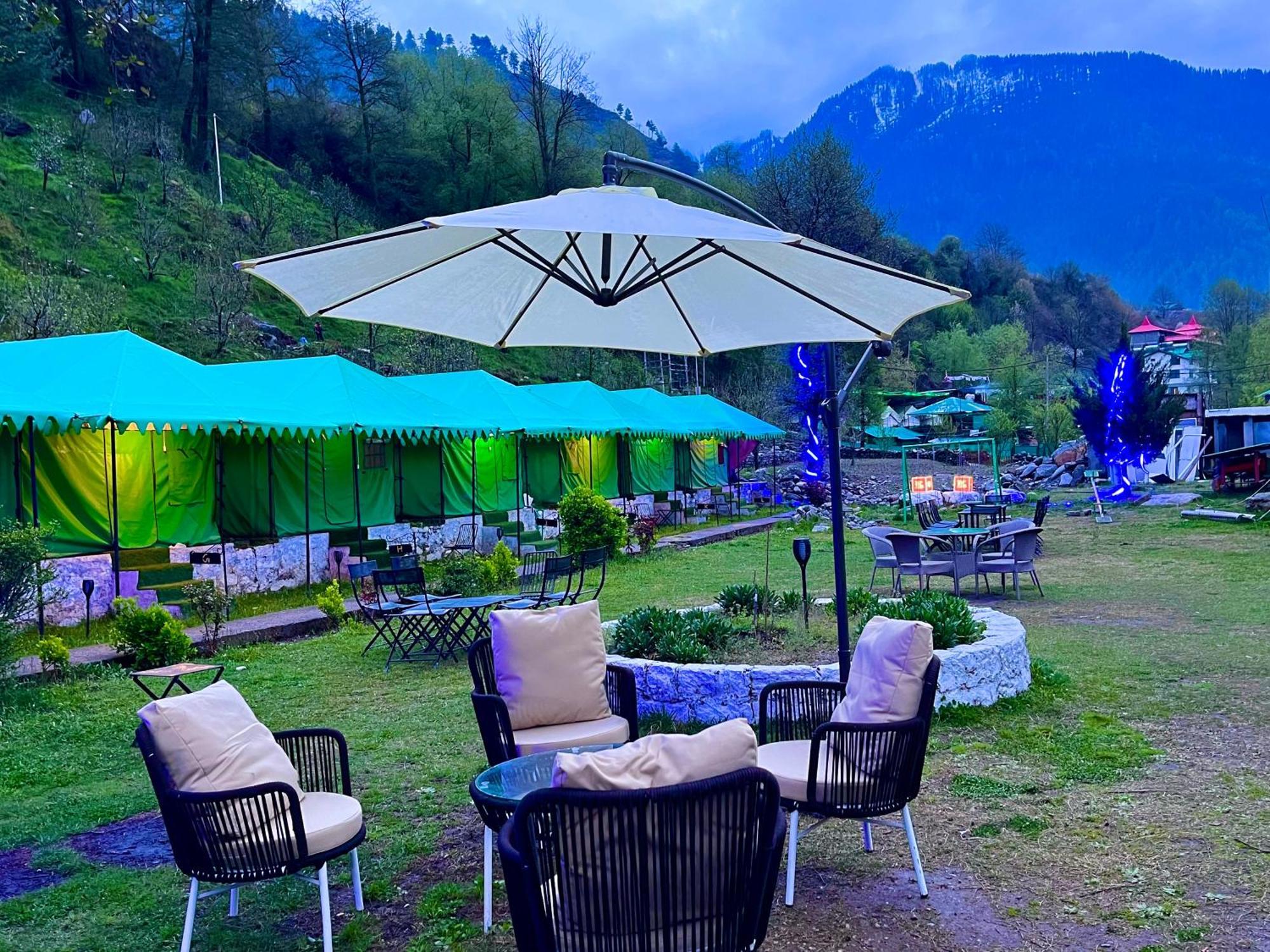 Himalayan Riverside Resort, Manali Manāli Exterior foto